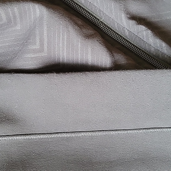 Ivivva jacket, size 7, euc - Picture 5 of 5